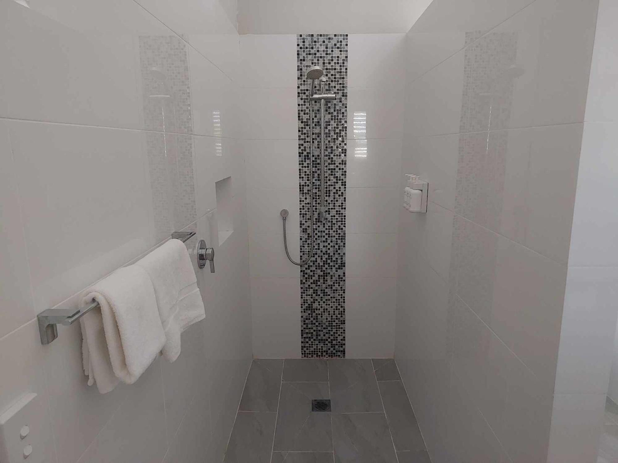 118 4 Bedroom Gardenview Nadi
