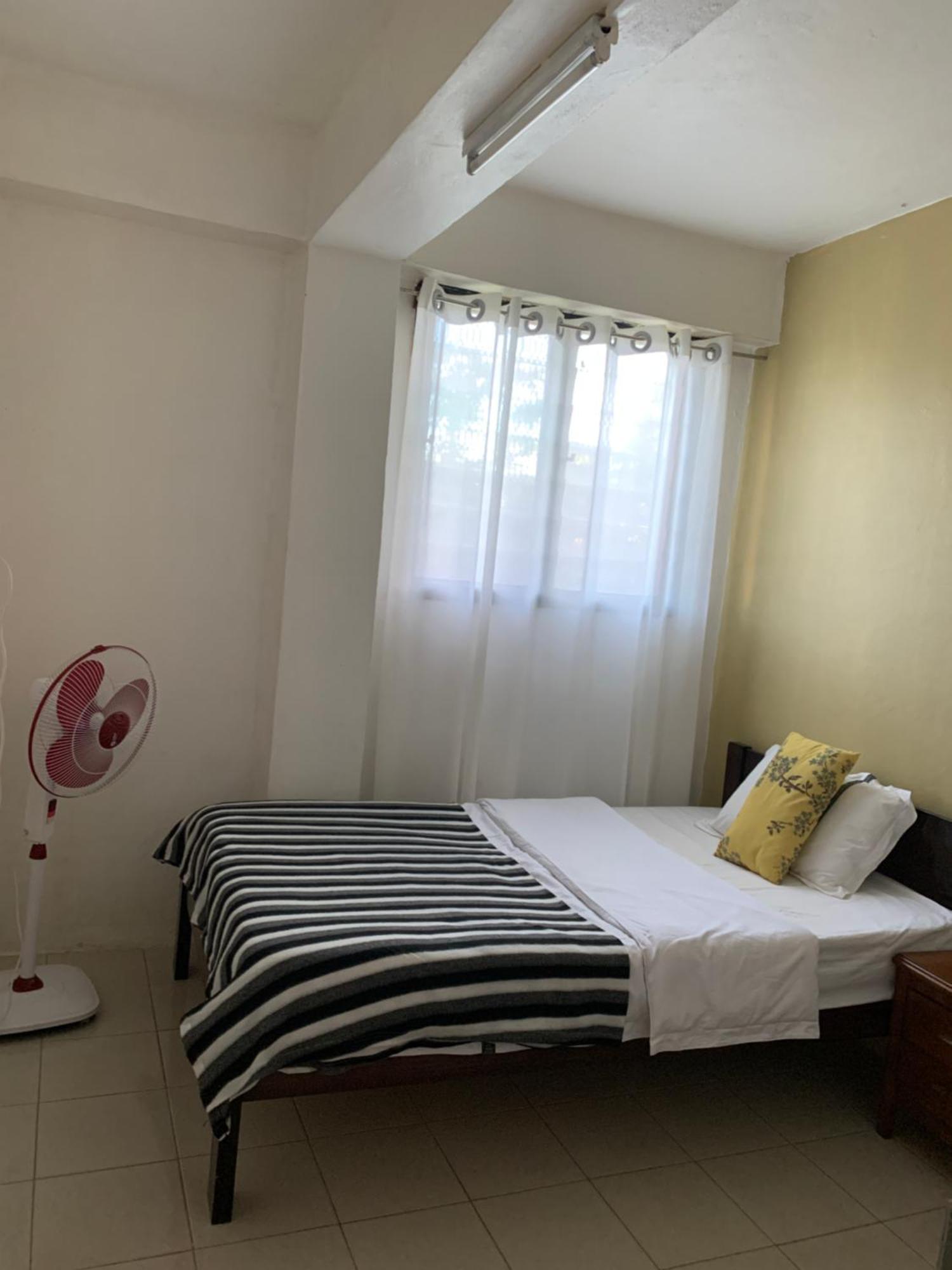 Airport Guest house *