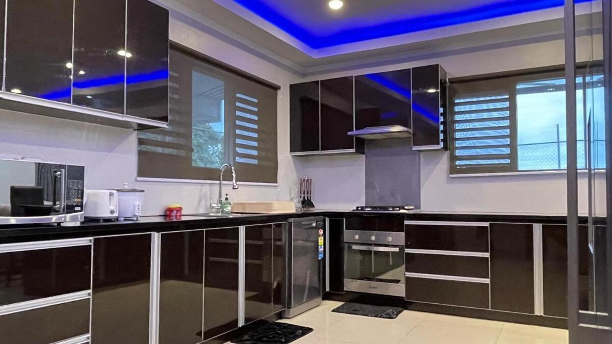 Apartment Sleek