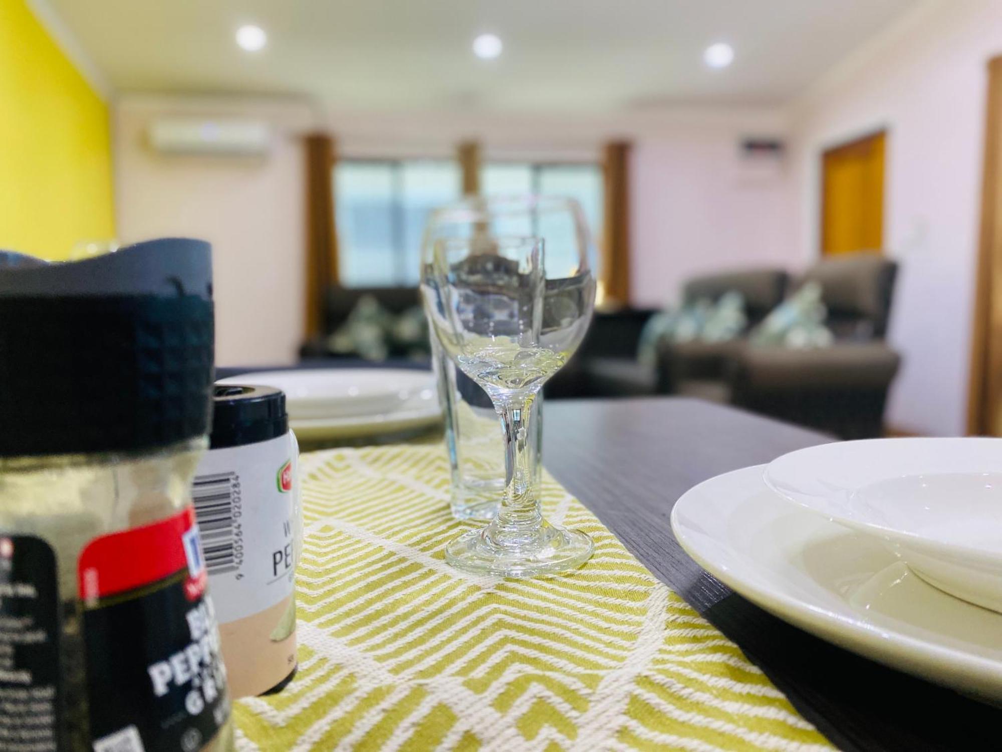 Whole 3br Home, Yours Alone Holiday home *