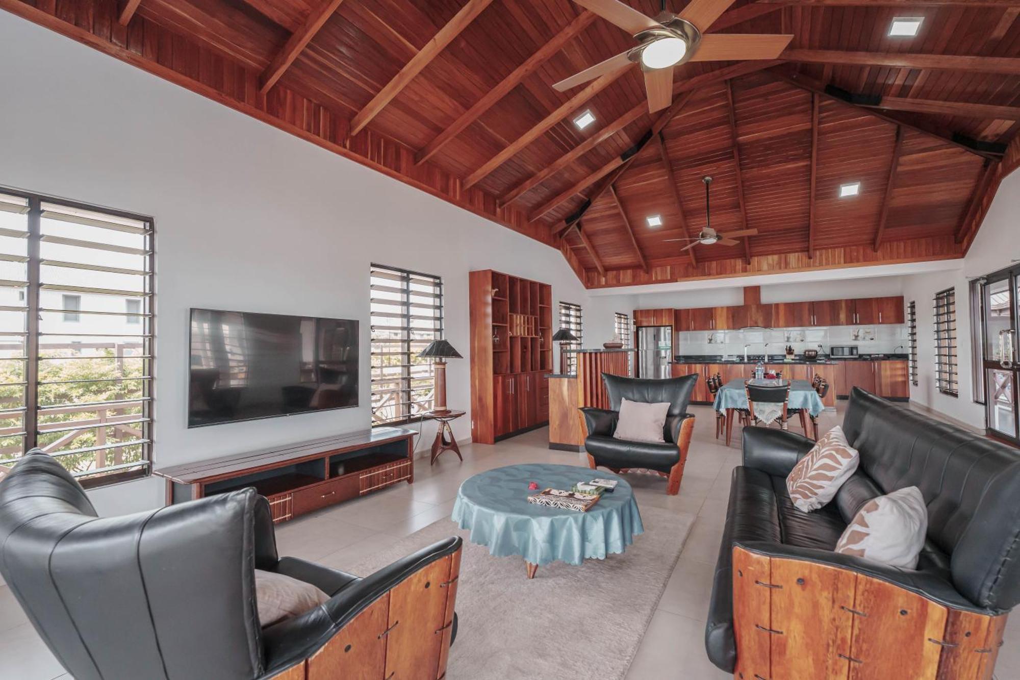 Villa Naisoso Side Nadi
