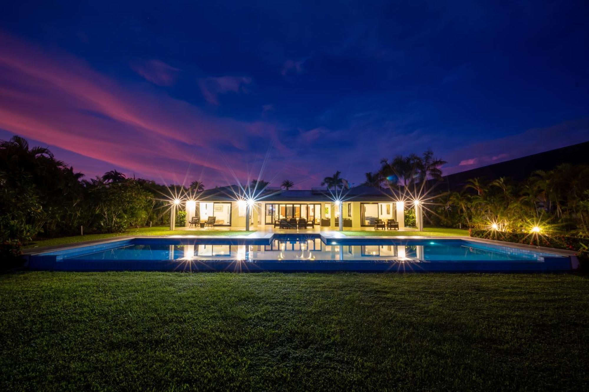 Naisoso Island - Fiji Villa