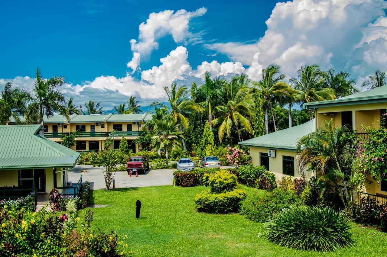 Hotel Grand West Nadi