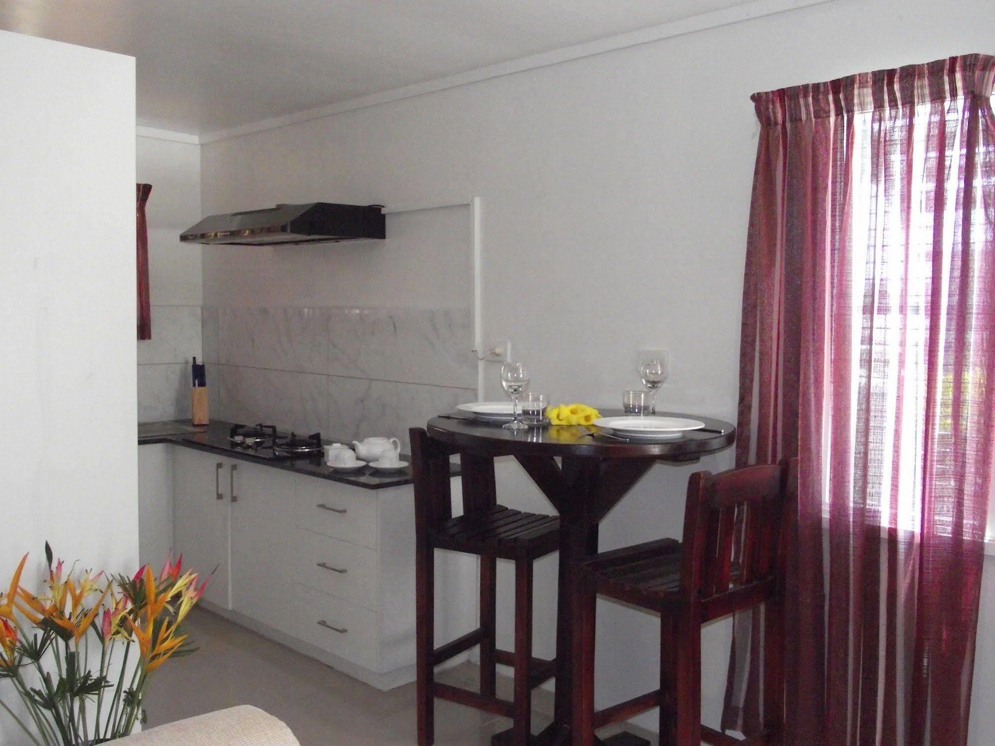 Hibiscus Fiji Apartment