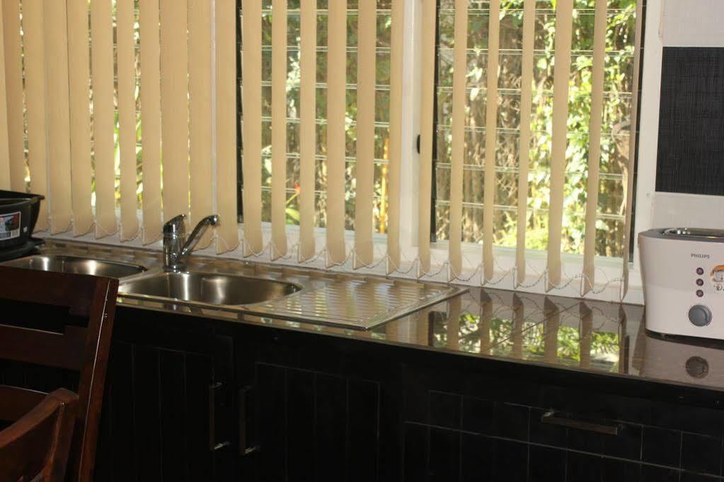 Hibiscus Fiji Apartment *