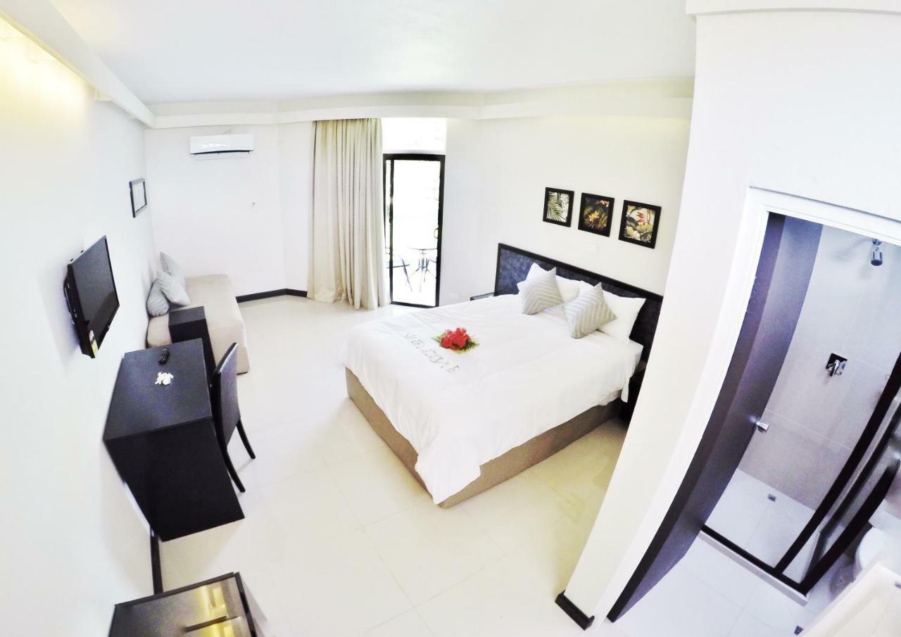 Hotel Oasis 3*