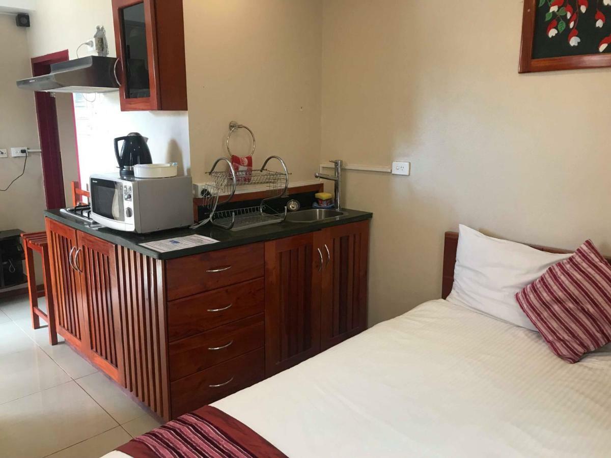 Al - Minhaj Service Apartment