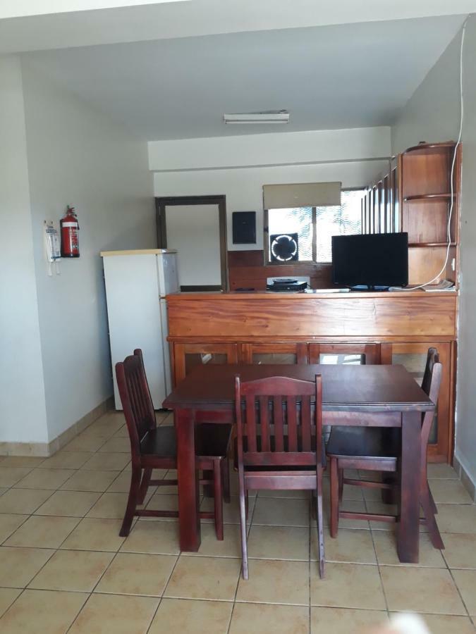 Apartment Sharmas Holiday 58 Kennedy Road Town. *