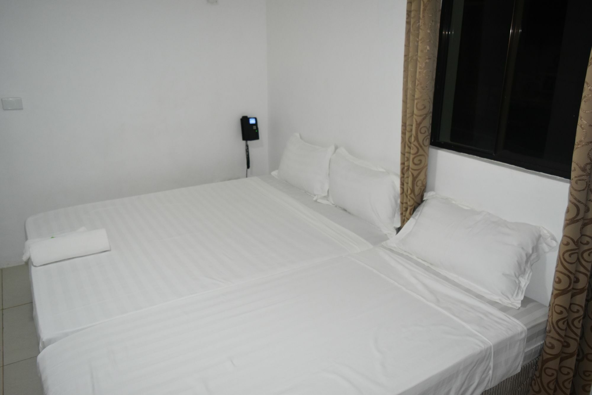 Hotel Airport Ace