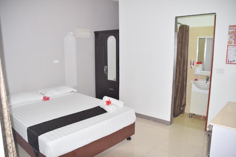 Airport Ace Hotel 4*
