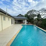 Denarau Villa
