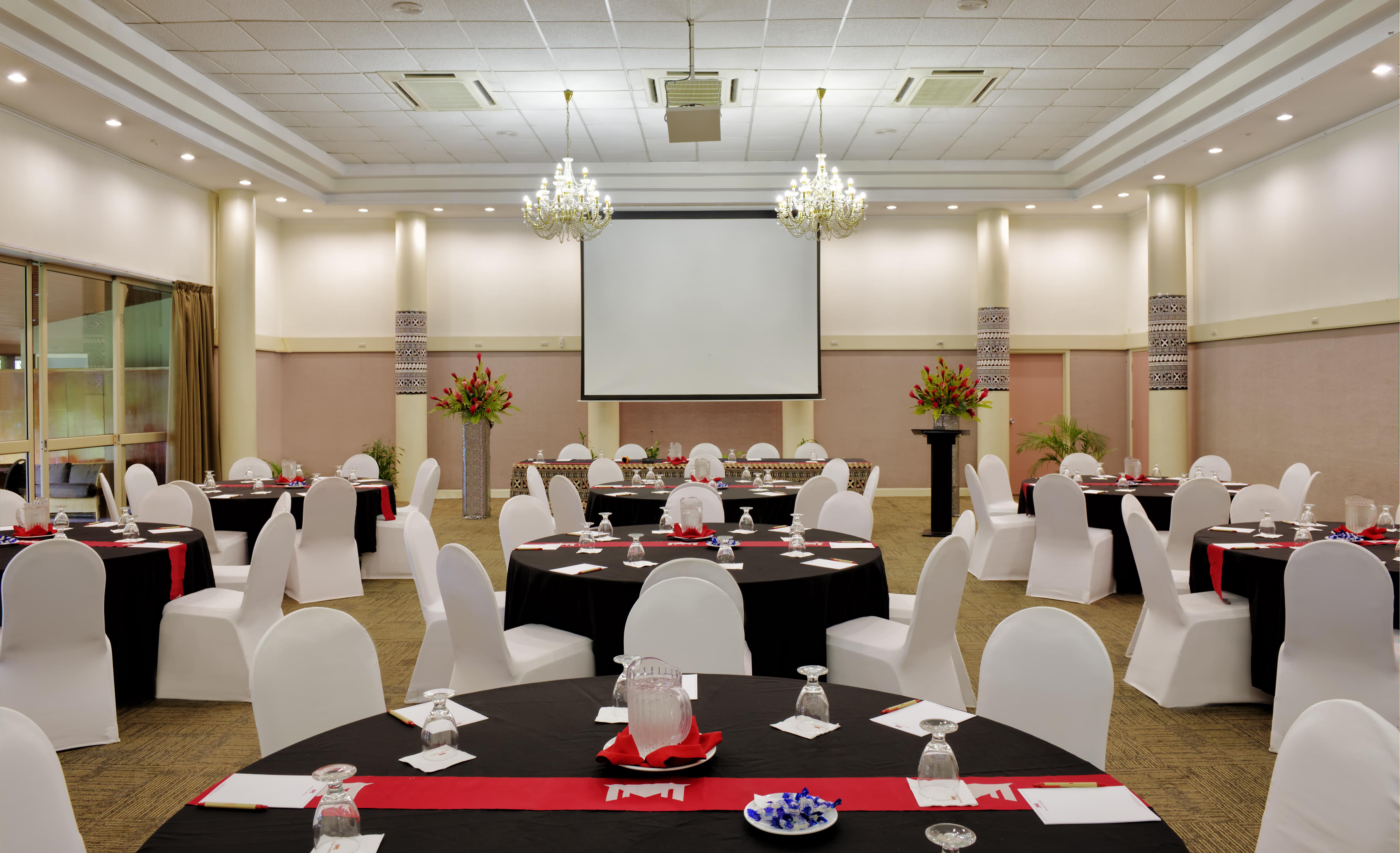 Hotel Tanoa International