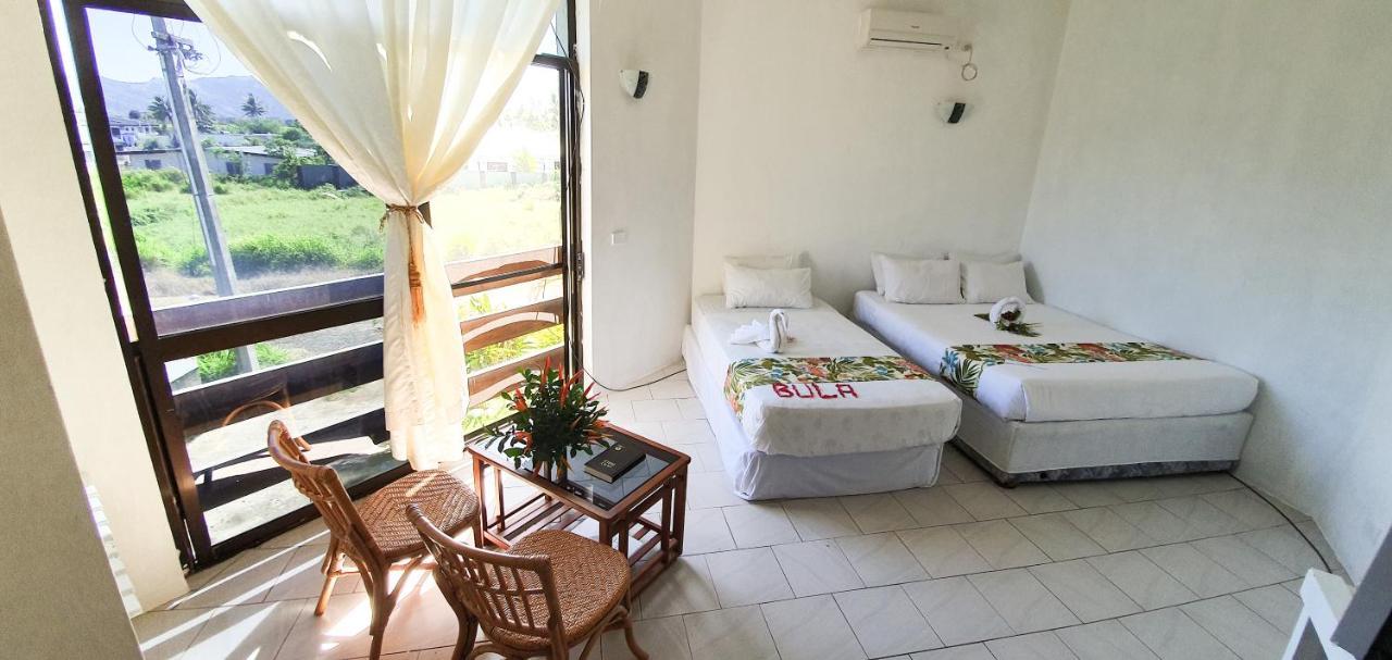 Island 3* Nadi
