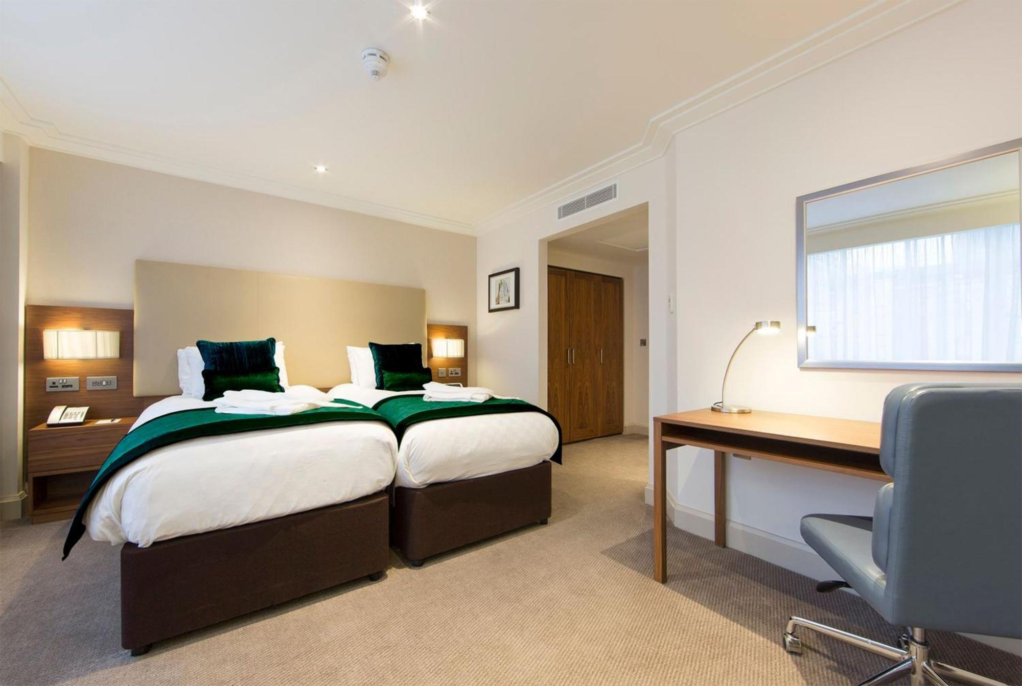 Wyndham Garden Wailoaloa Fiji 4* Nadi